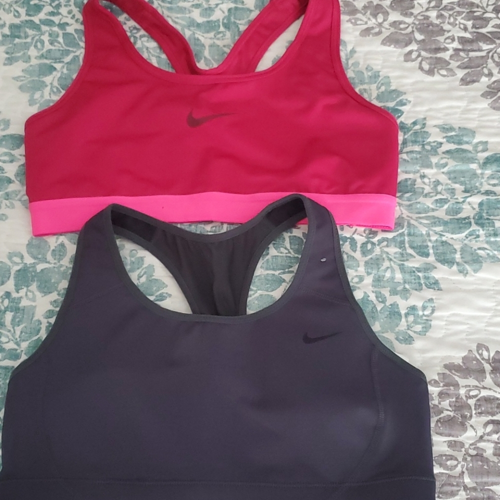 Nike sports bra
